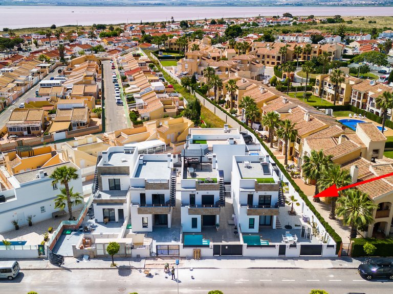 Villa for Sale in Torrevieja, Alicante 41