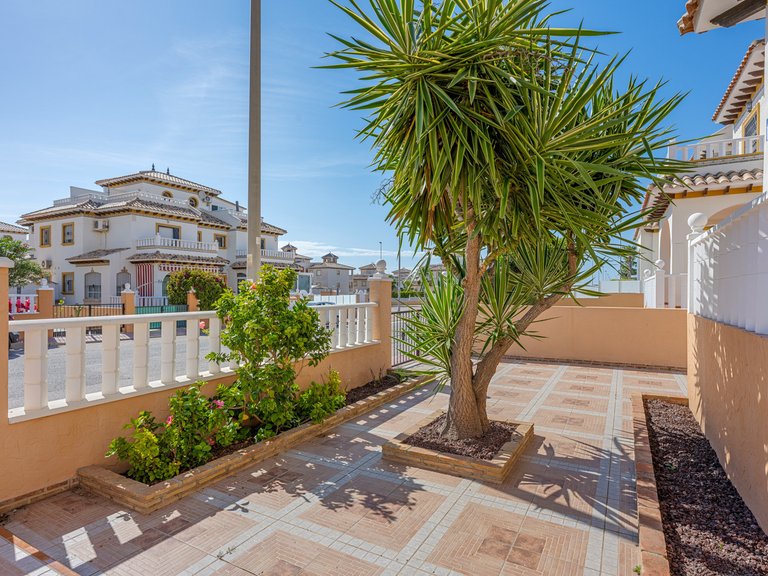 Town House for Sale in Cabo Roig, Alicante 31