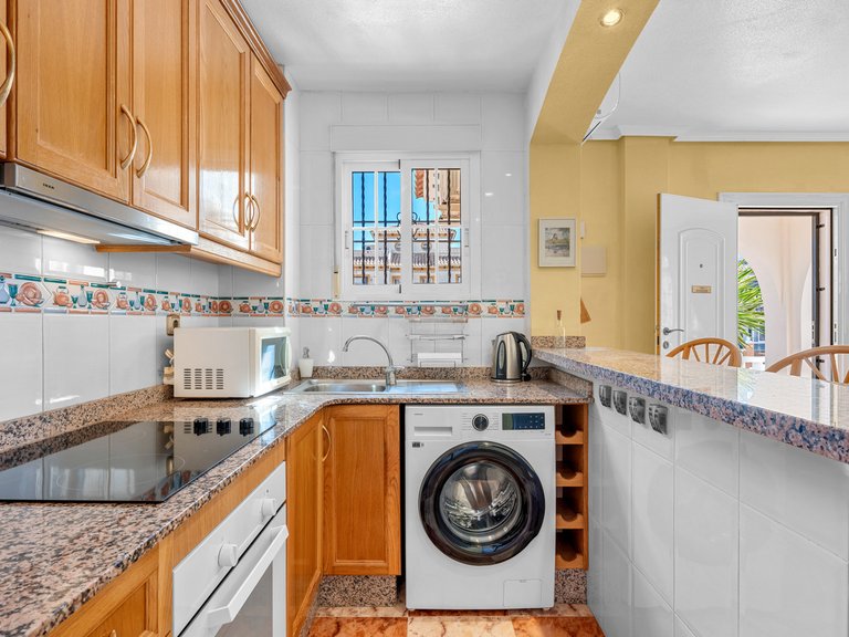 Town House for Sale in Cabo Roig, Alicante 11