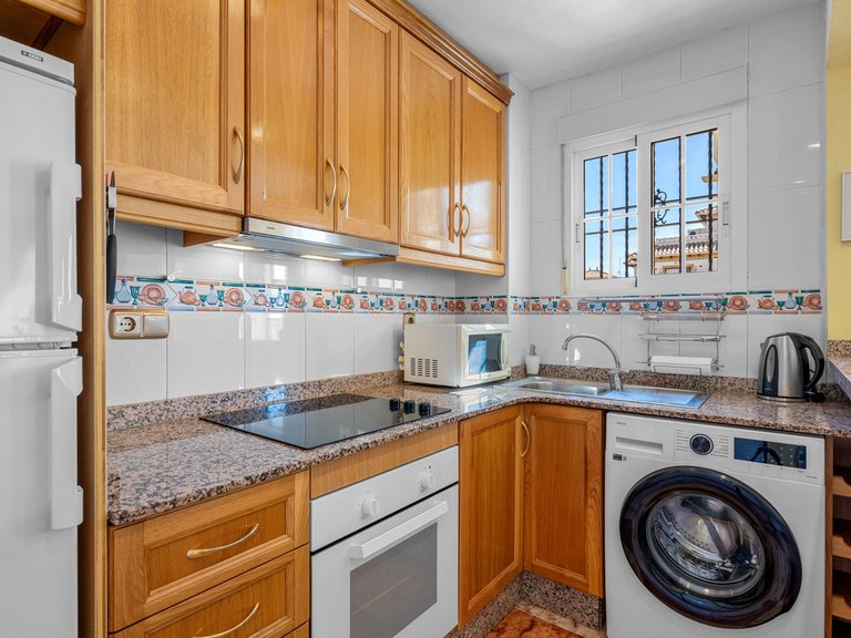 Town House for Sale in Cabo Roig, Alicante 10