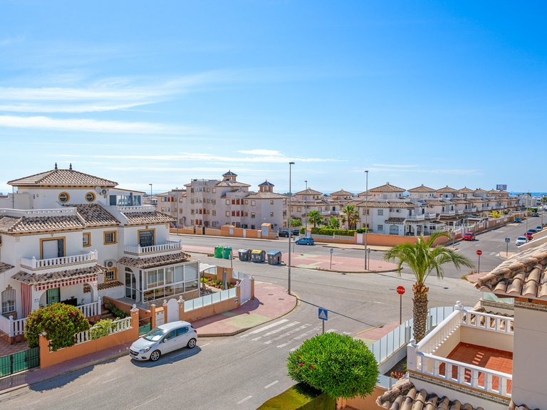 Town House for Sale in Cabo Roig, Alicante 28