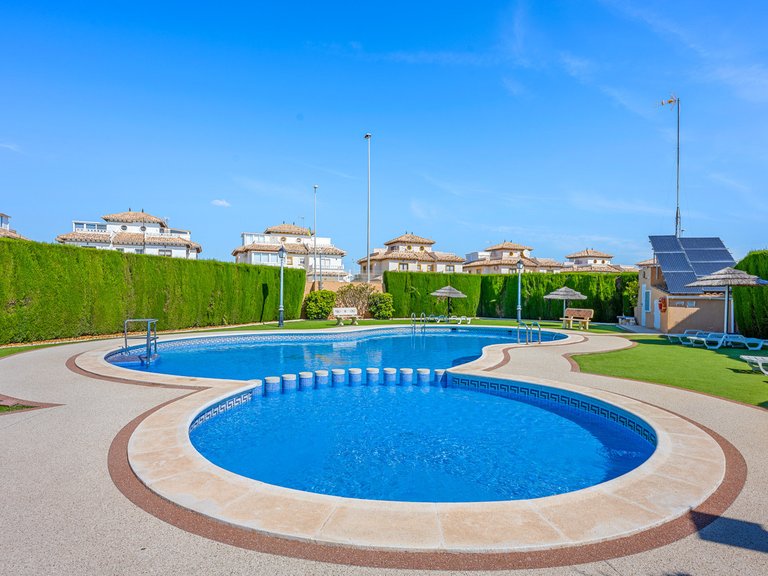 Town House for Sale in Cabo Roig, Alicante 40