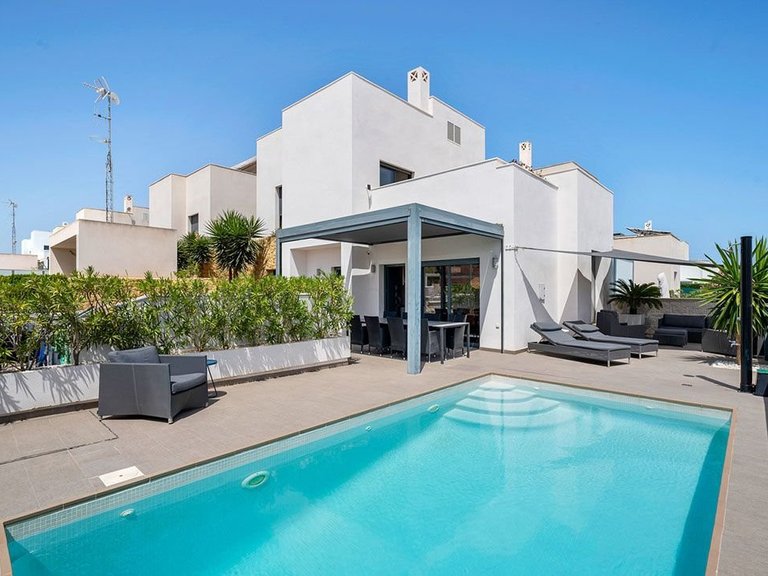 Villa for Sale in Costa Blanca Ciudad Quesada, Alicante 2