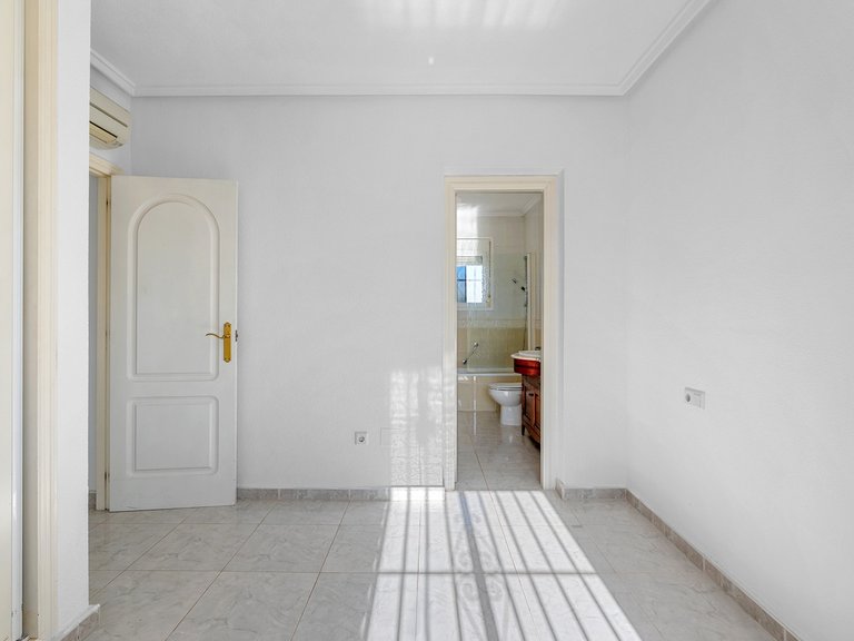 Villa for Sale in Costa Blanca Ciudad Quesada, Alicante 22