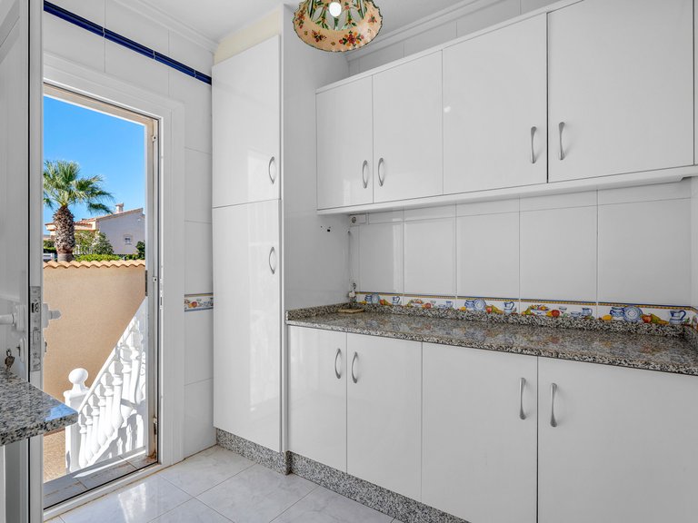 Villa for Sale in Costa Blanca Ciudad Quesada, Alicante 8