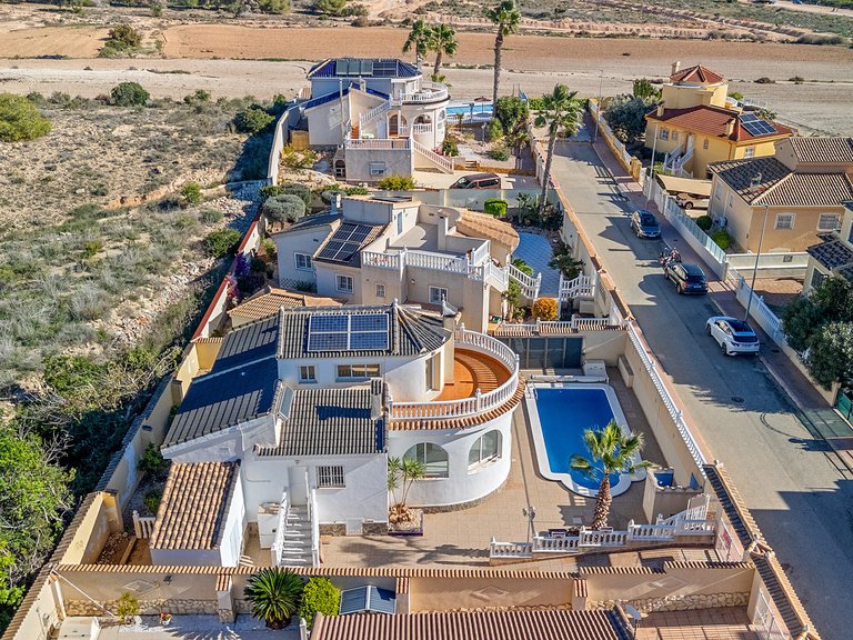Villa for Sale in Costa Blanca Ciudad Quesada, Alicante 45