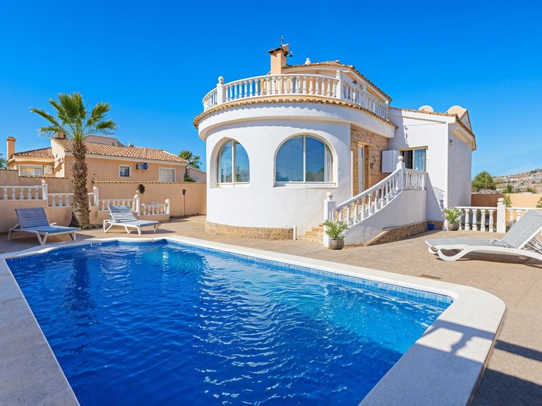 Villa for Sale in Costa Blanca Ciudad Quesada, Alicante 1