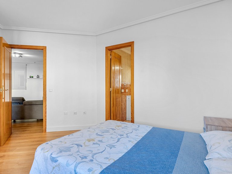 Apartment for Sale in Torrevieja, Alicante 9