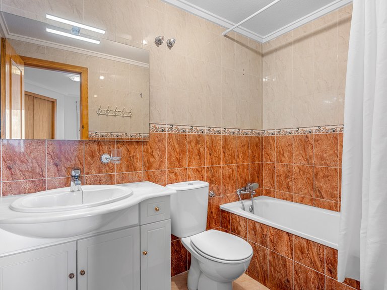 Apartment for Sale in Torrevieja, Alicante 17