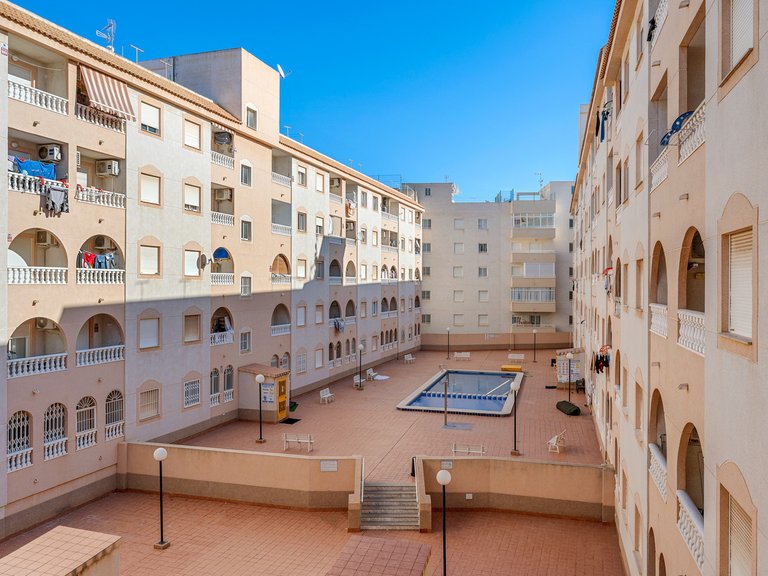 Apartment for Sale in Torrevieja, Alicante 21