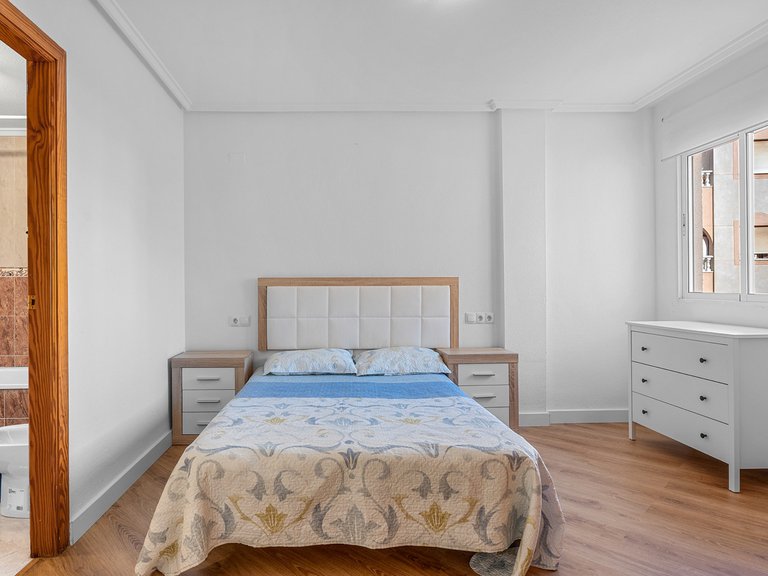 Apartment for Sale in Torrevieja, Alicante 8