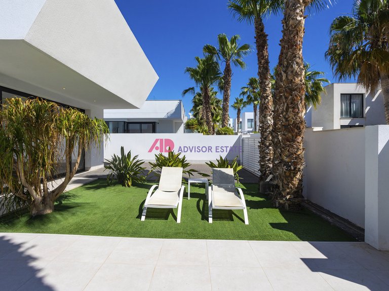 Villa for Sale in Costa Blanca Ciudad Quesada, Alicante 3
