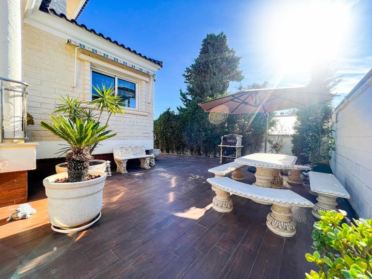 Villa for Sale in La Mata, Alicante 41