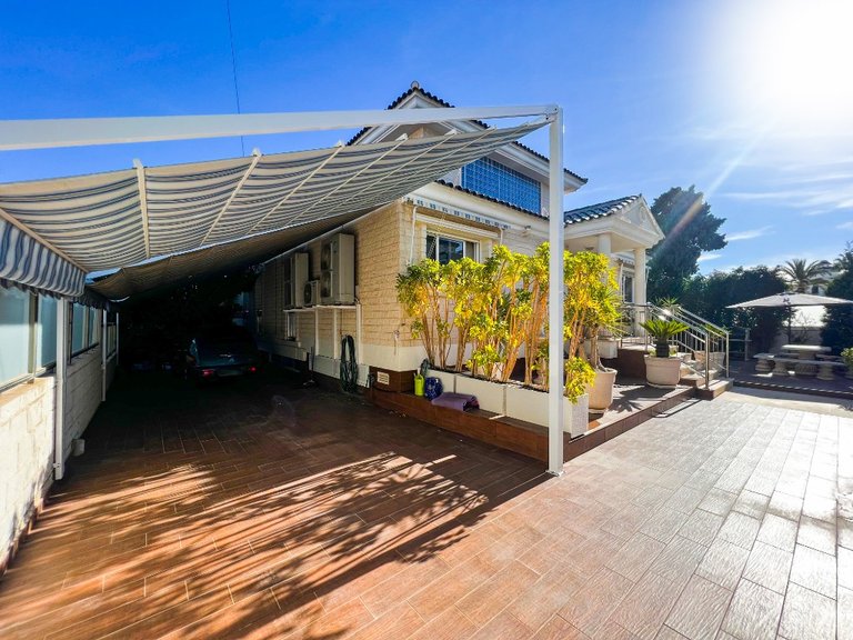 Villa for Sale in La Mata, Alicante 37