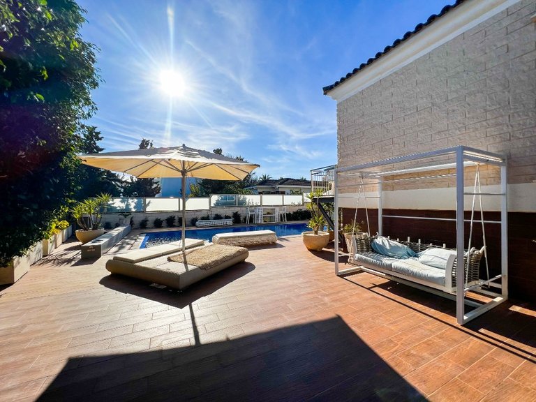 Villa for Sale in La Mata, Alicante 46