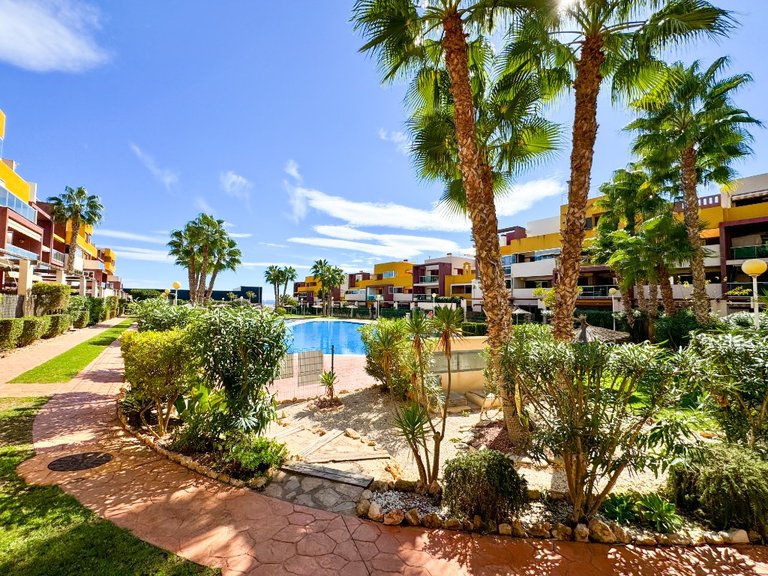 Apartment for Sale in Playa Flamenca, Alicante 21