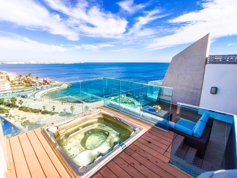 Apartment for Sale in Punta Prima, Alicante 1