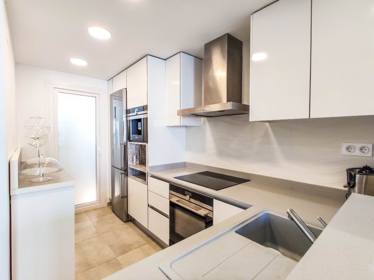 Apartment for Sale in Punta Prima, Alicante 32