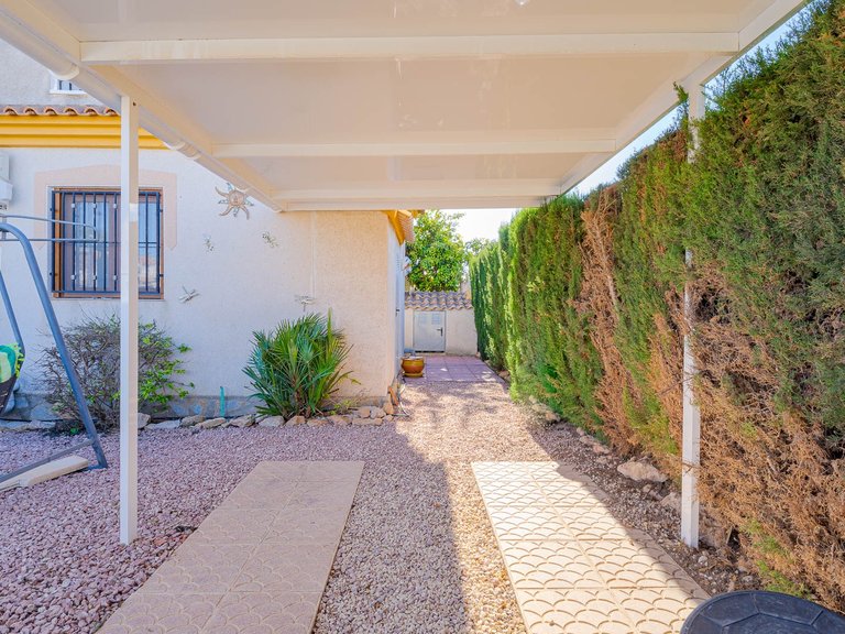 Town House for Sale in Playa Flamenca, Alicante 7