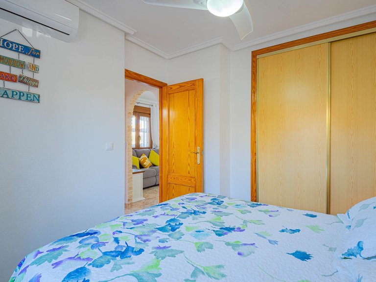 Town House for Sale in Playa Flamenca, Alicante 28
