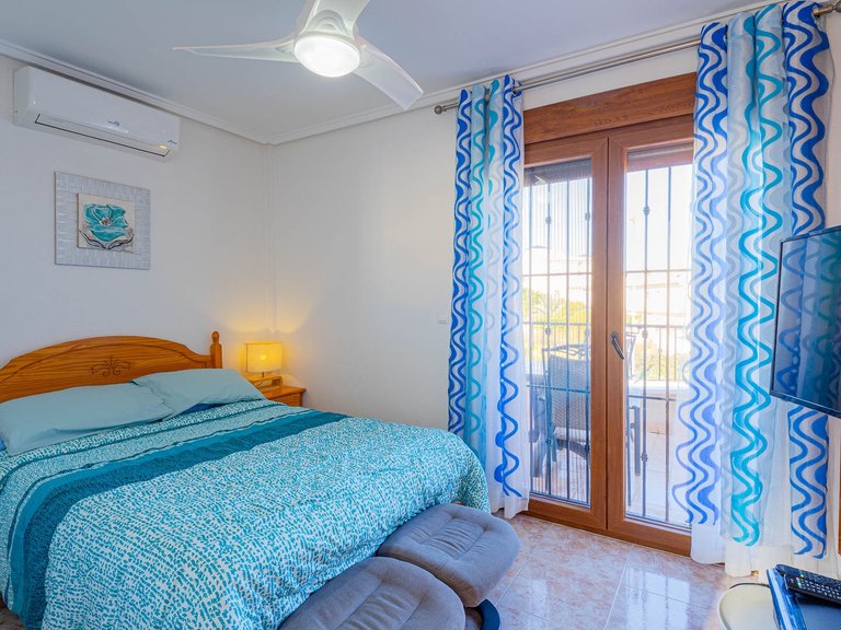 Town House for Sale in Playa Flamenca, Alicante 38