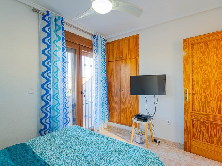Town House for Sale in Playa Flamenca, Alicante 41