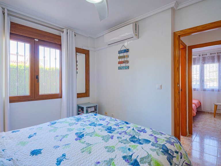 Town House for Sale in Playa Flamenca, Alicante 29