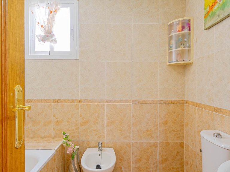 Town House for Sale in Torrevieja, Alicante 24