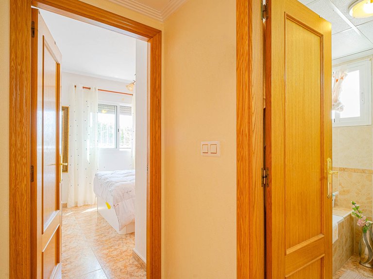 Town House for Sale in Torrevieja, Alicante 23