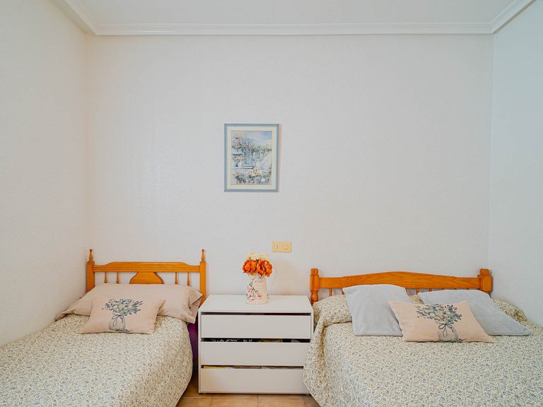 Apartment for Sale in Punta Prima, Alicante 28