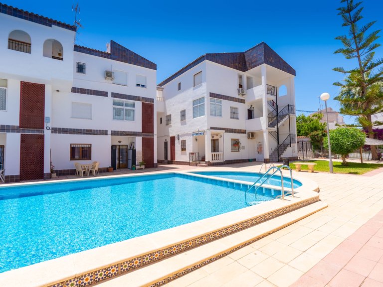 Apartment for Sale in Punta Prima, Alicante 1