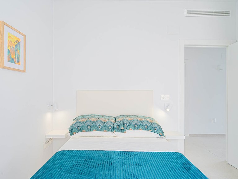Villa for Sale in Punta Prima, Alicante 42