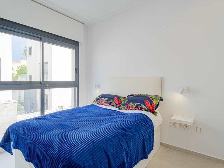 Villa for Sale in Punta Prima, Alicante 49