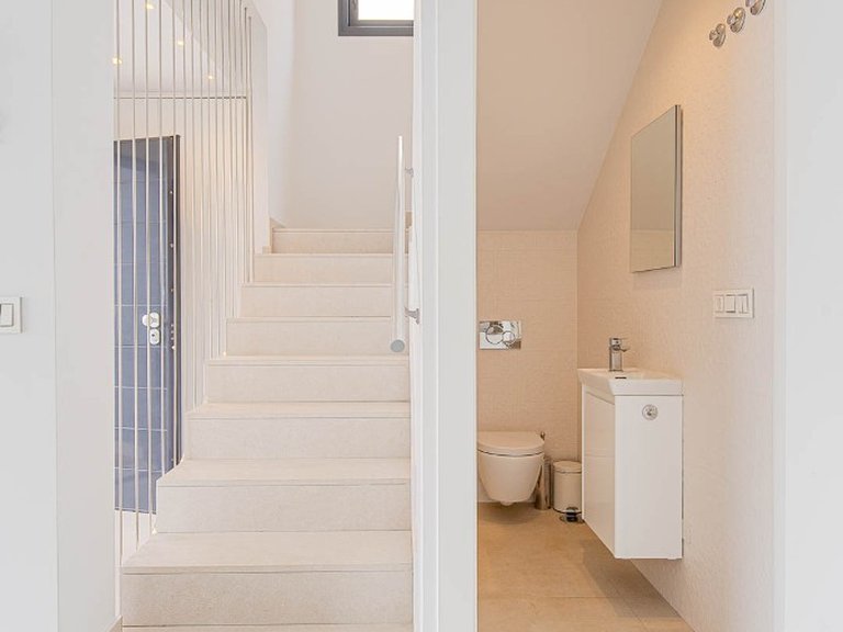 Villa for Sale in Punta Prima, Alicante 35