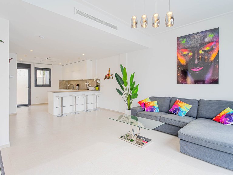 Villa for Sale in Punta Prima, Alicante 11