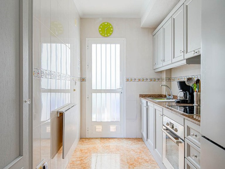 Apartment for Sale in Punta Prima, Alicante 16
