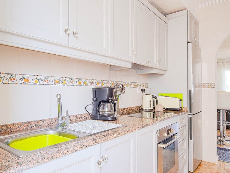 Apartment for Sale in Punta Prima, Alicante 18