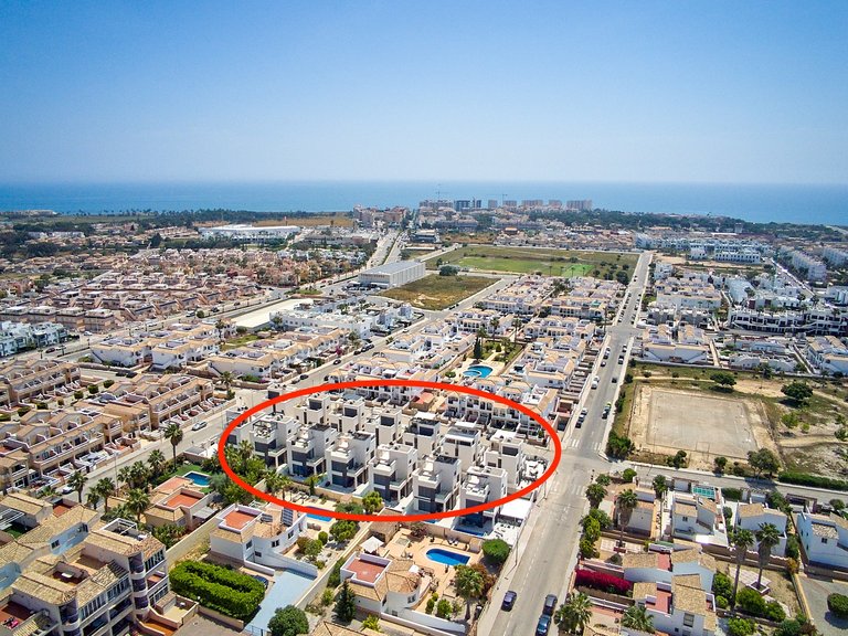Villa for Sale in Punta Prima, Alicante 2