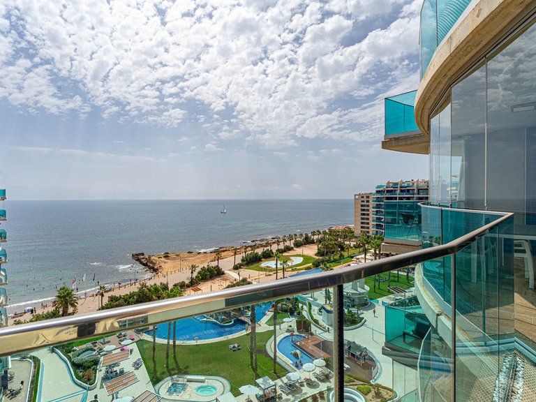 Apartment for Sale in Punta Prima, Alicante 9