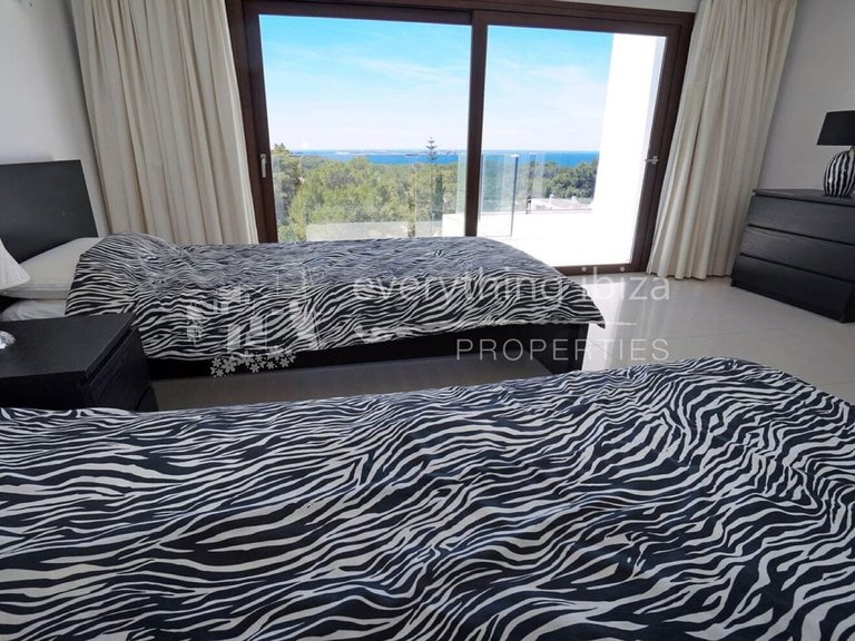 Villa for Sale in Cala Salada, Ibiza 10