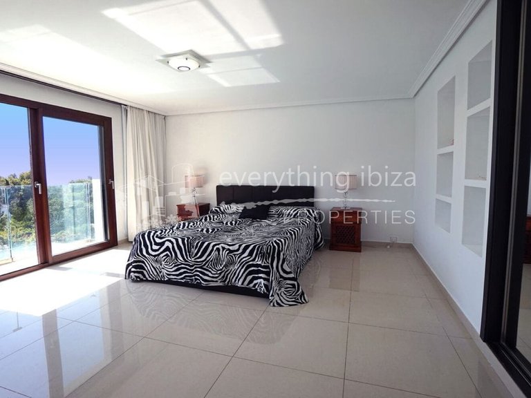 Villa for Sale in Cala Salada, Ibiza 11