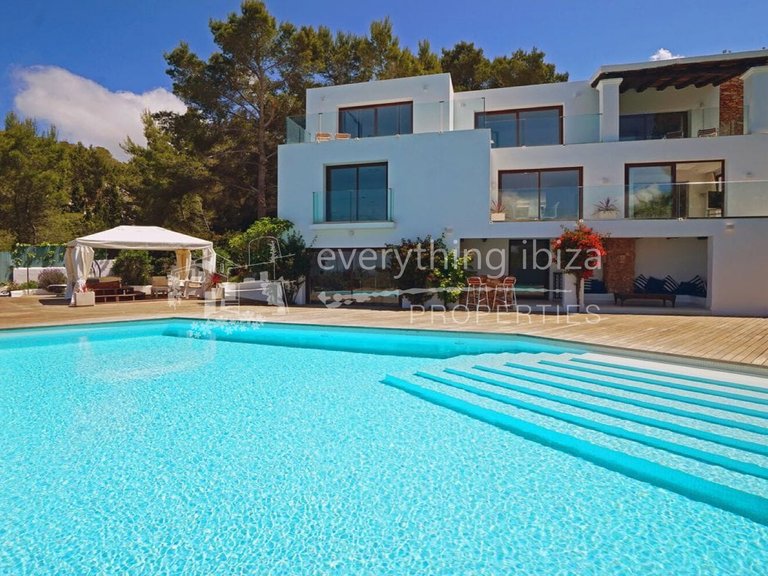 Villa for Sale in Cala Salada, Ibiza 2