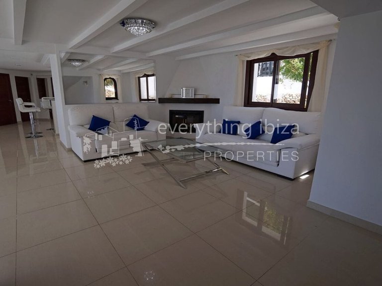 Villa for Sale in Cala Salada, Ibiza 4