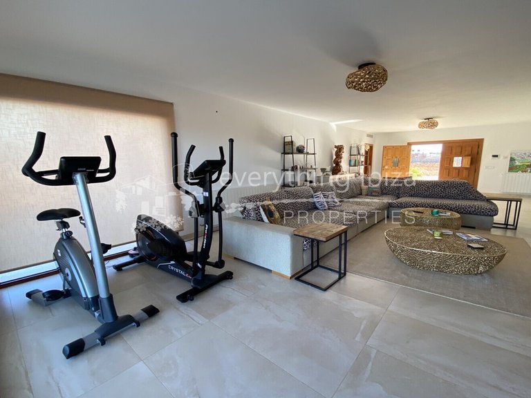 Villa for Sale in Can Tomas, Ibiza 11