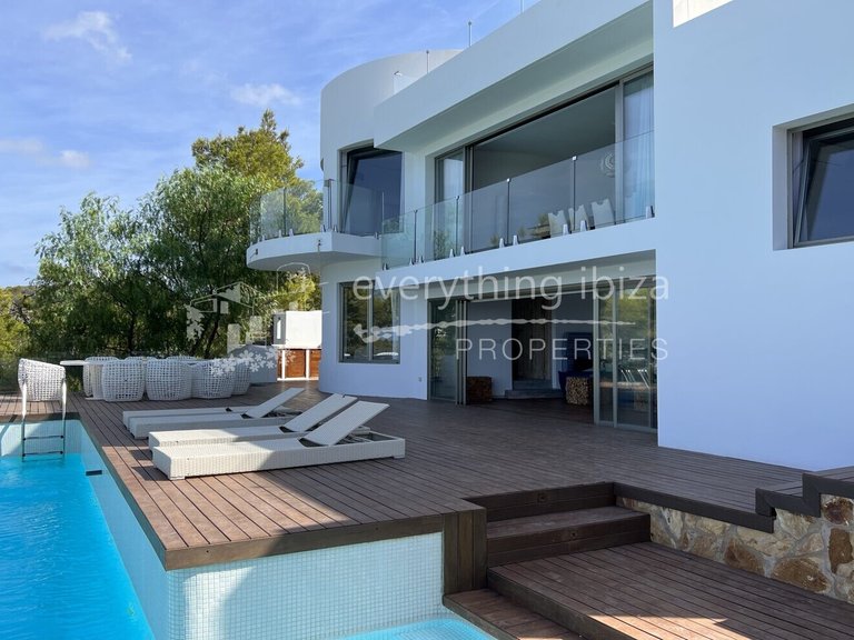 Villa for Sale in Cala Salada, Ibiza 1