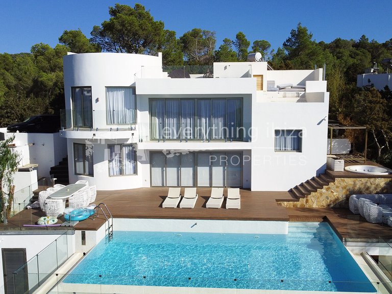 Villa for Sale in Cala Salada, Ibiza 30
