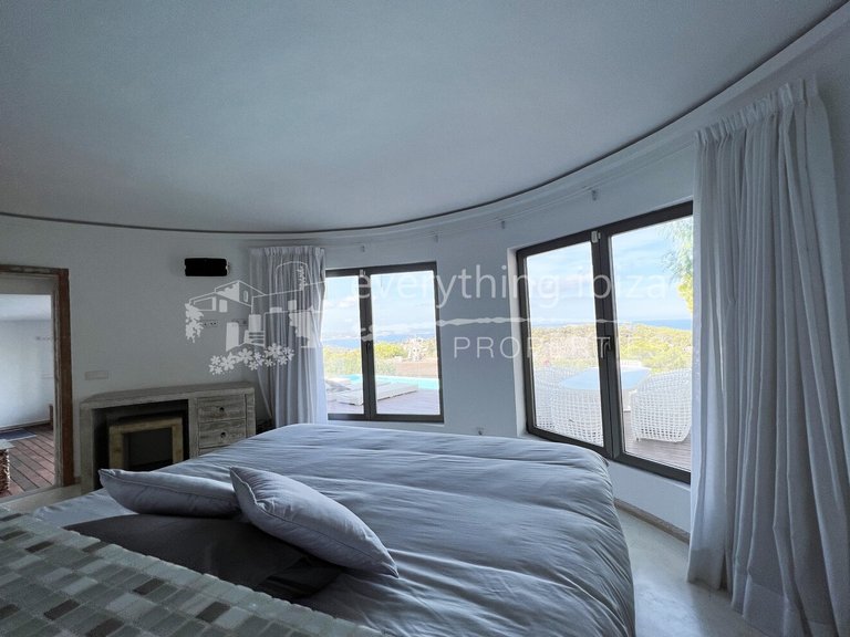 Villa for Sale in Cala Salada, Ibiza 16