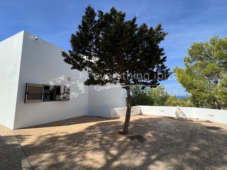 Villa for Sale in Cala Salada, Ibiza 27
