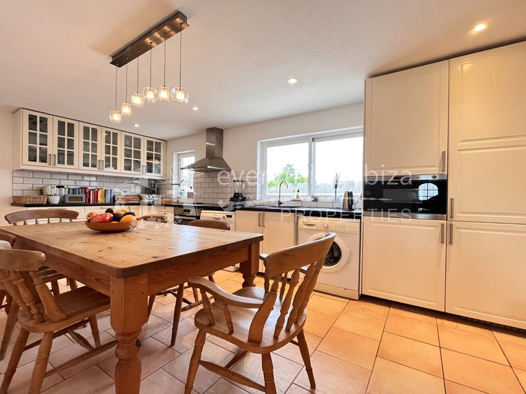 Villa for Sale in San Agusti De Vedra, Ibiza 29