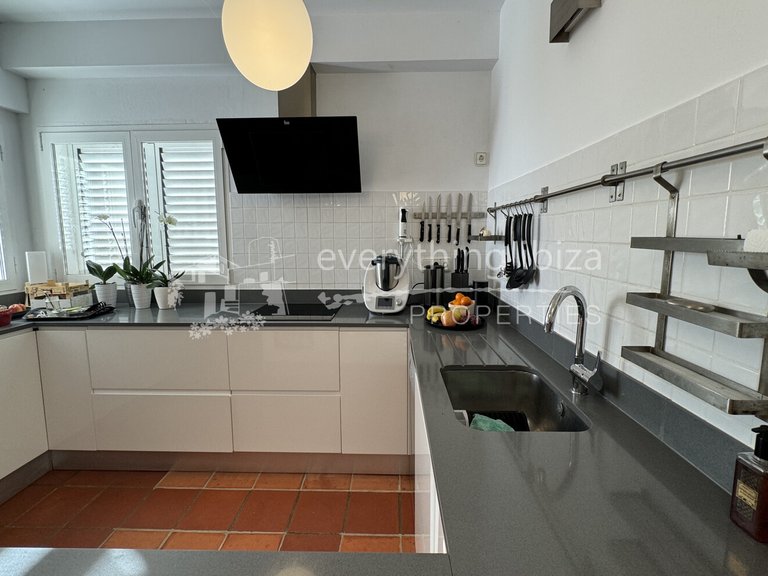 Villa for Sale in Cala Salada, Ibiza 25